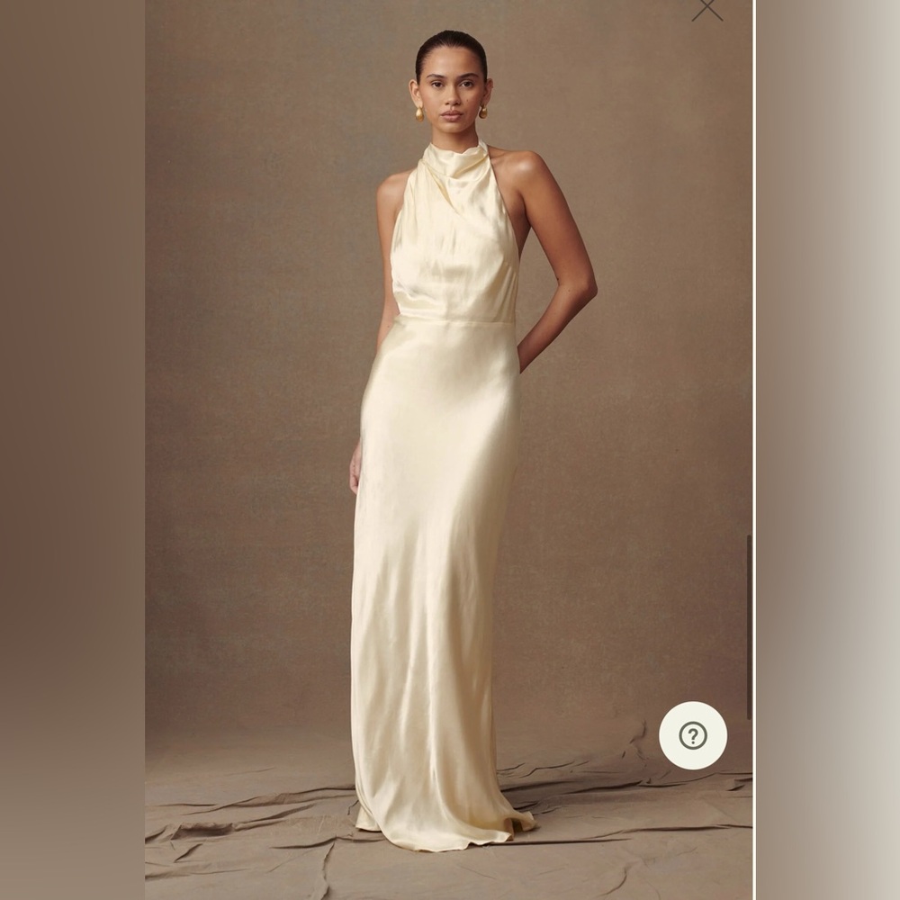 Esther
Iridescent Satin Cowl Maxi Dress 

Color : Lemon Sorbet